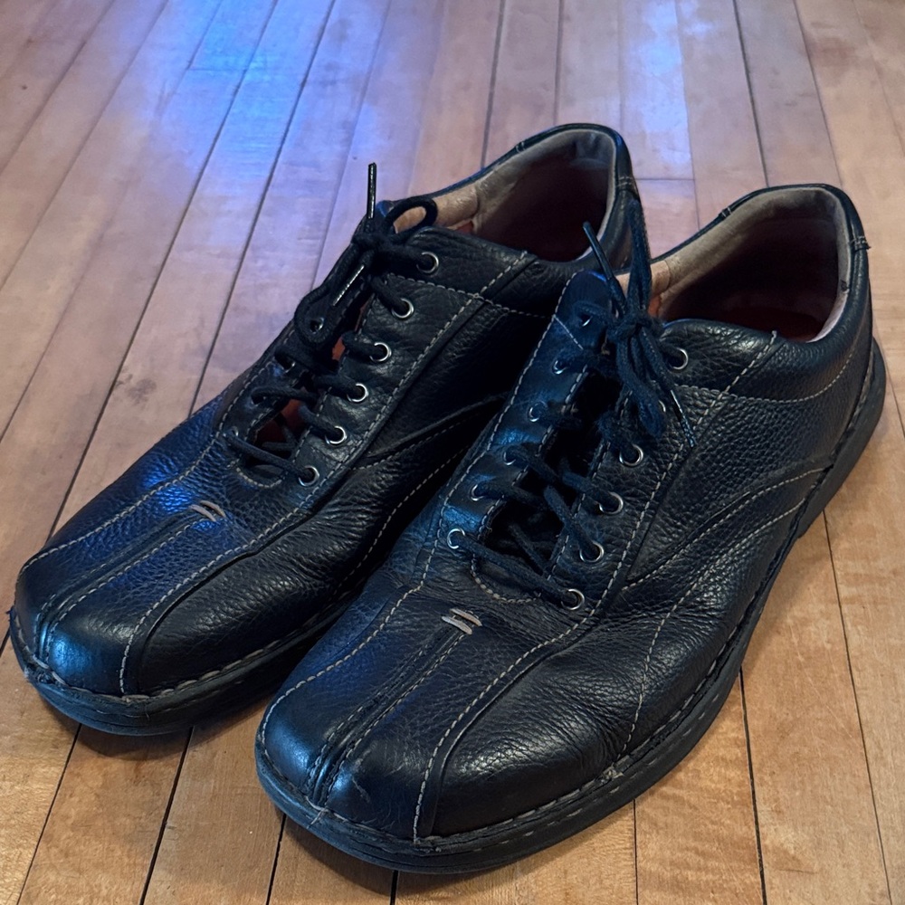 Clarks Black Split Toe Leather Oxfords - image 1